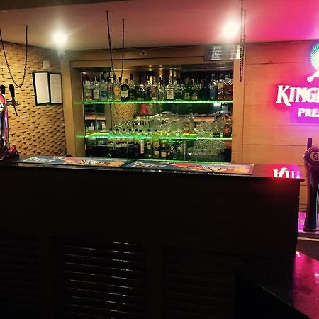 Vivek Hotel New Delhi Luaran gambar